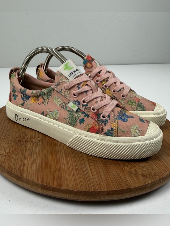 Cariuma Shoes - Cariuma x Vincent Van Gogh Museum Low-Top Sneakers